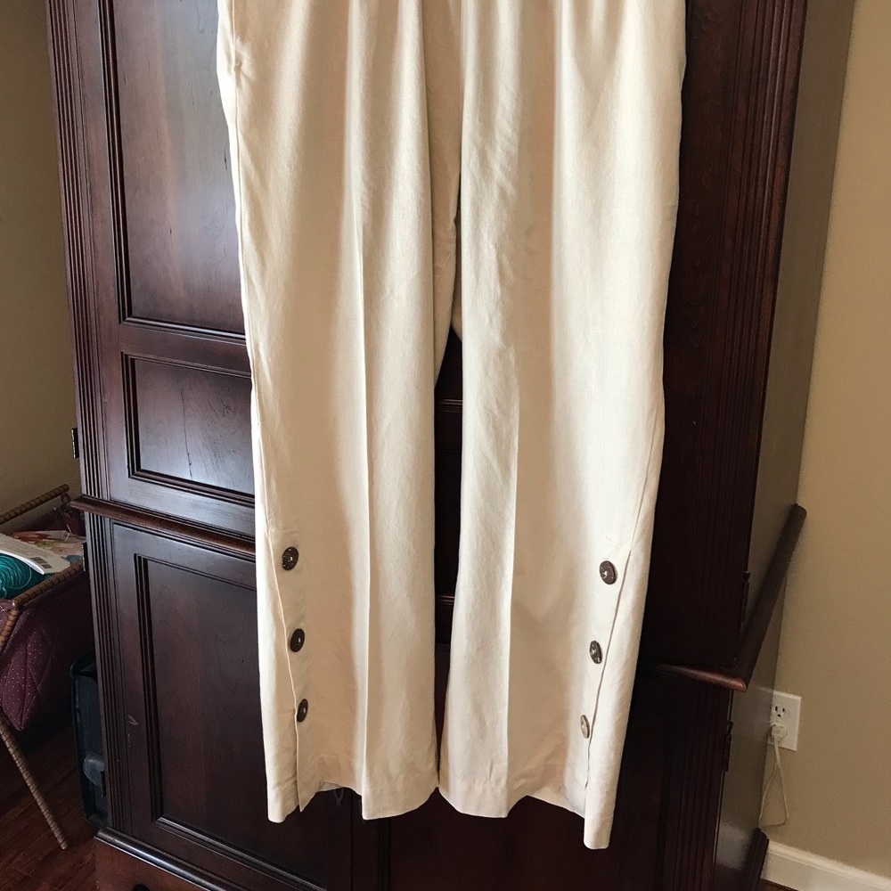 Chadwick linen blend wide leg pants.